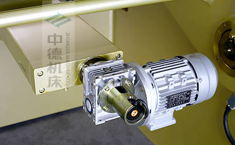 ZDS-1032后檔料減速電機(jī)，質(zhì)量好，模擬運(yùn)算定位速度快.jpg